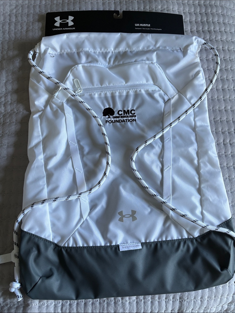 NWT Under Armour White Drawstring Sack with Gray Bottom and Reflective Logo
